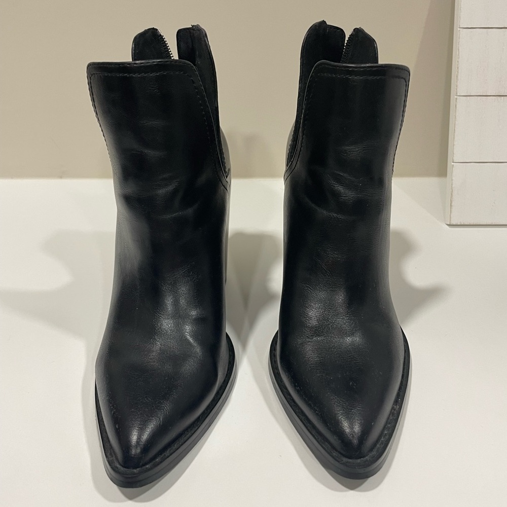 Abound black booties